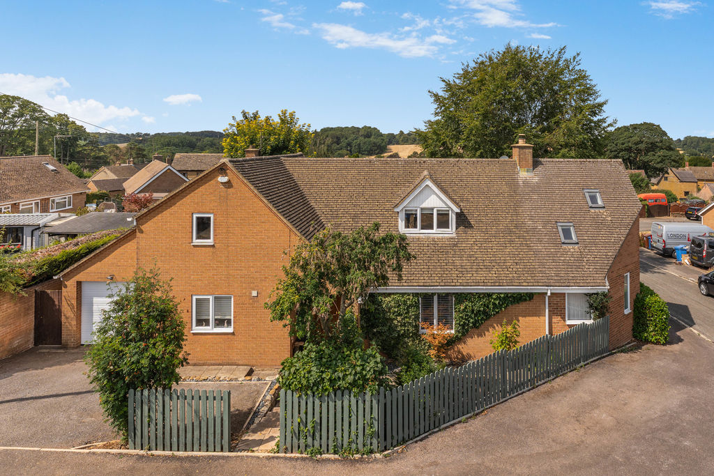 Metcalfe Close Drayton
